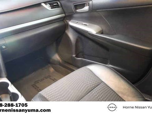 Used 2012 Toyota Camry SE image 11