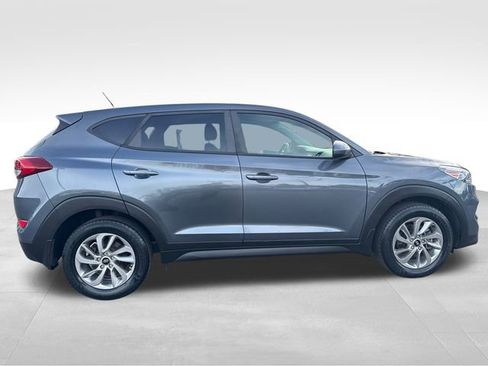 Used 2017 Hyundai Tucson SE image 8