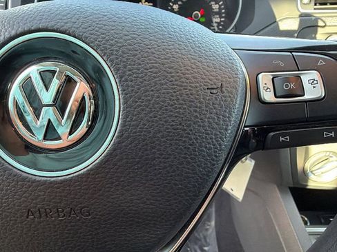 Used 2017 Volkswagen Jetta S image 20