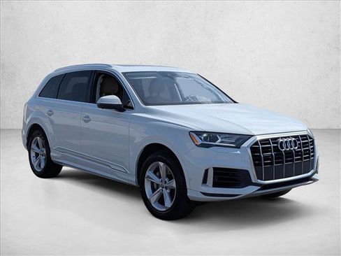 Used 2020 Audi Q7 2.0T Premium Plus w/ Premium Plus Package AWD/4WD image 3