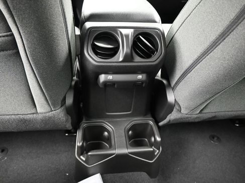 New 2026 Jeep Gladiator Sport image 30