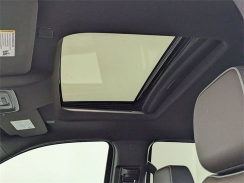Used 2024 GMC Sierra 1500 Denali image 15