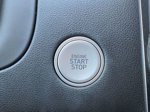 Used 2024 Hyundai Tucson Limited image 30