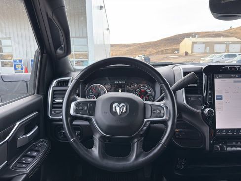 Used 2024 RAM 3500 Big Horn w/ Sport Appearance Package image 17