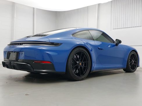 Certified 2025 Porsche 911 Carrera 4 GTS AWD/4WD image 7