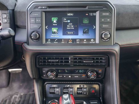 Used 2018 Nissan GT-R NISMO image 21