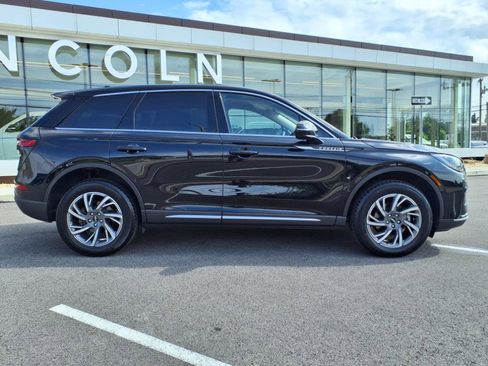 Certified 2023 Lincoln Corsair AWD w/ Equipment Group 101A image 8