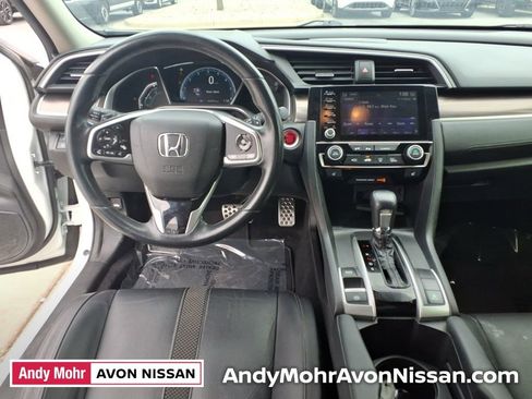 Used 2019 Honda Civic Touring image 31