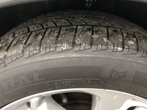 Used 2018 Honda Accord LX image 28
