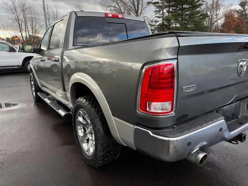 Used 2013 RAM 1500 Laramie w/ Convenience Group image 10