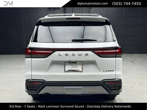 Used 2024 Lexus LX 600 4WD w/ Interior Upgrade Package image 6