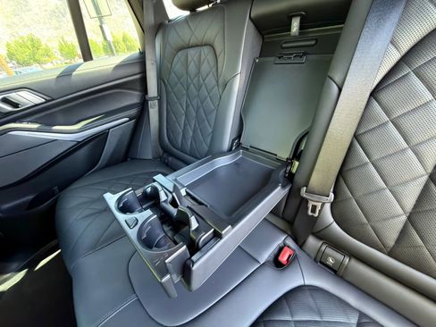 Used 2023 BMW X5 sDrive40i w/ M Sport Package RWD image 19