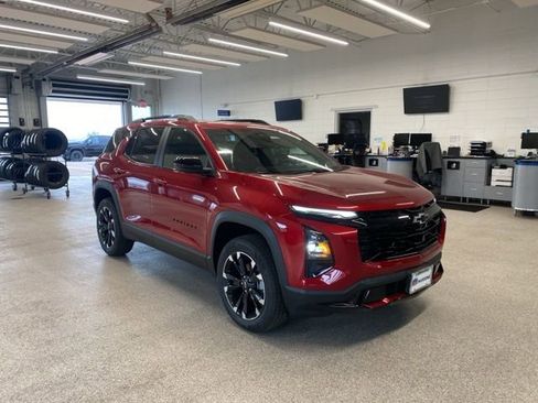 New 2026 Chevrolet Equinox RS w/ Convenience Package III AWD/4WD image 3