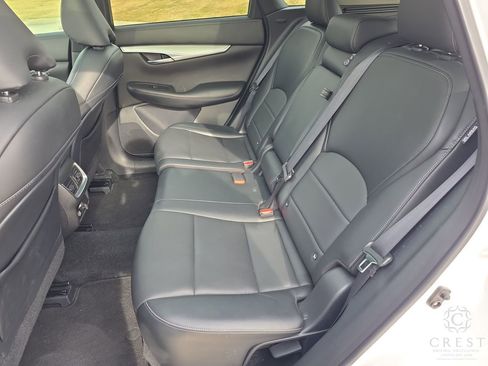 Used 2021 INFINITI QX50 Luxe image 23