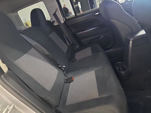 Used 2013 Jeep Patriot Latitude image 37