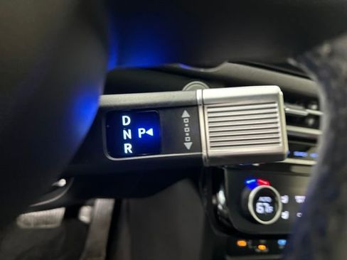 Used 2025 Hyundai Tucson Limited image 20