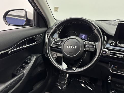 Used 2022 Kia Seltos S image 24