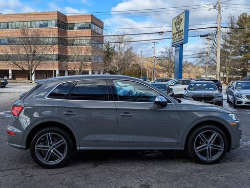 Used 2019 Audi SQ5 Premium image 6