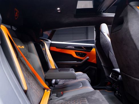 Used 2024 Lamborghini Urus S AWD/4WD image 61