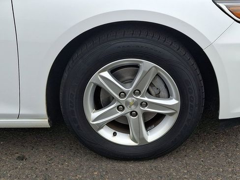 Used 2021 Chevrolet Malibu LS image 8