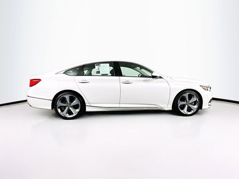 Used 2019 Honda Accord Touring image 10