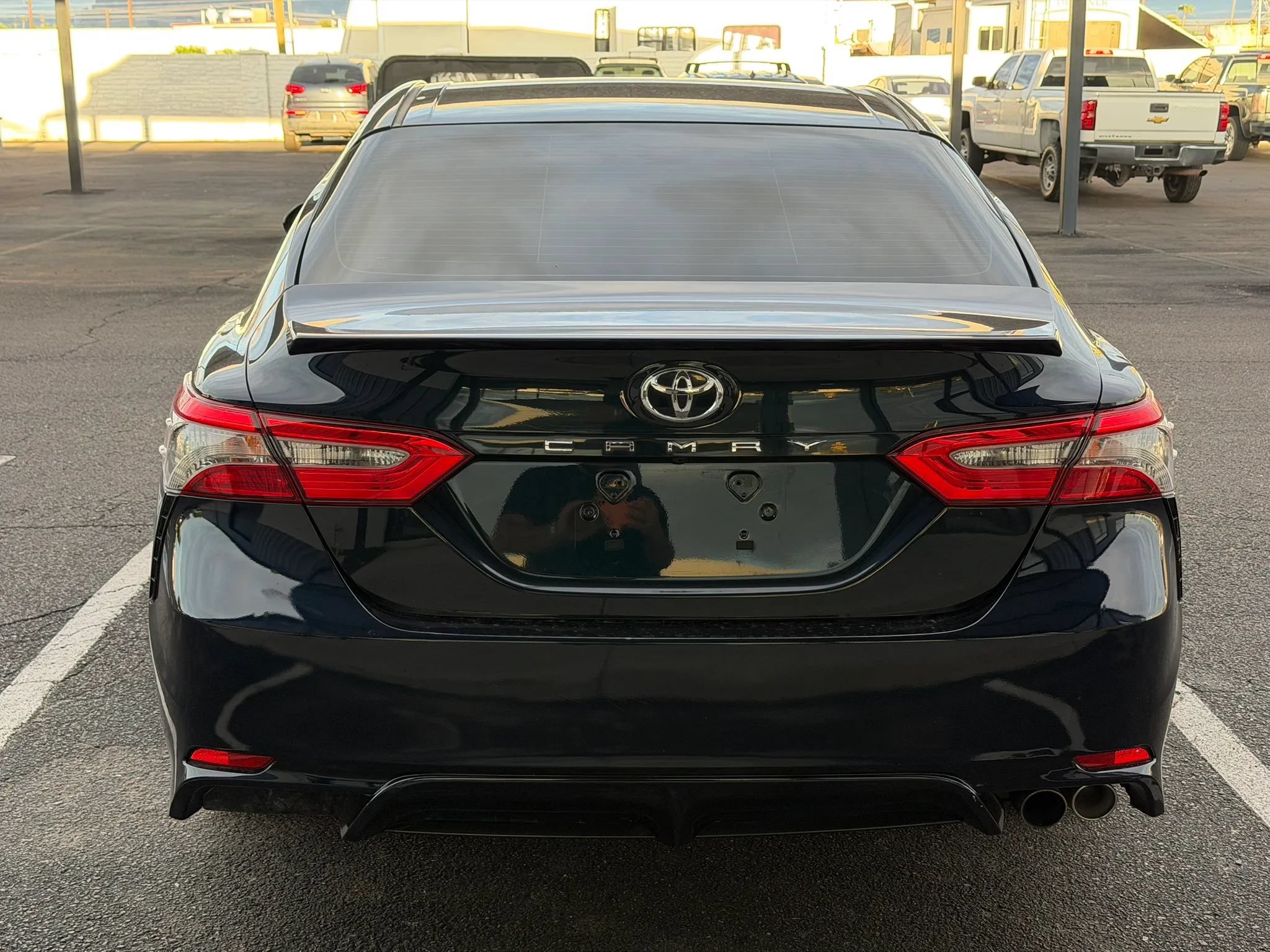 Used 2018 Toyota Camry SE FWD image 8