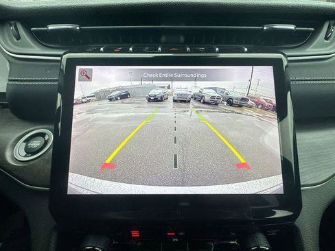 Certified 2023 Jeep Grand Cherokee Limited image 19