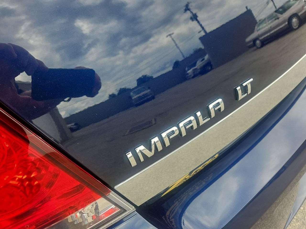 Used 2010 Chevrolet Impala LT w/ Convenience Package FWD image 6