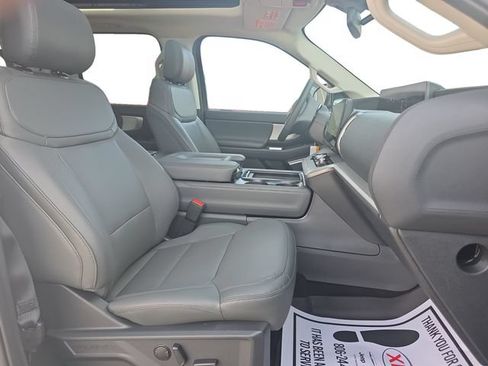 Used 2026 Ford Expedition Max Active AWD/4WD image 17