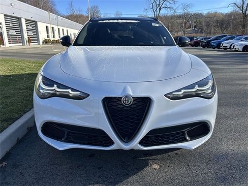 New 2025 Alfa Romeo Stelvio Sprint w/ Veloce Package image 3