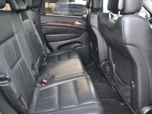 Used 2013 Jeep Grand Cherokee Limited image 14