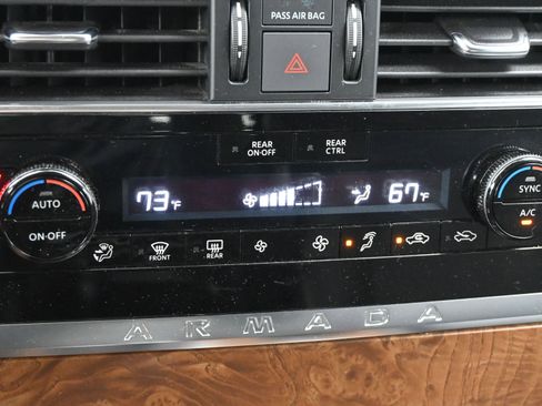 Used 2021 Nissan Armada SL w/ Captain's Chairs Package image 21