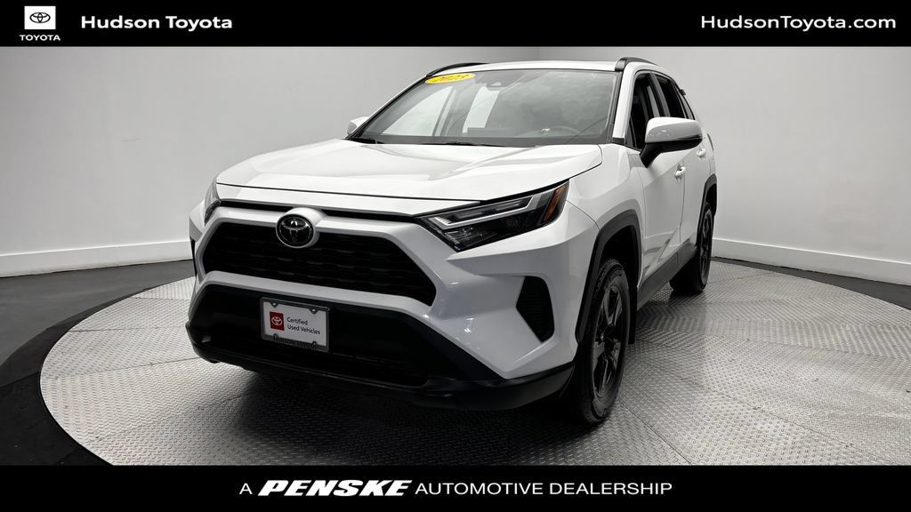 Used 2023 Toyota RAV4 XLE w/ Convenience Package AWD/4WD image 1
