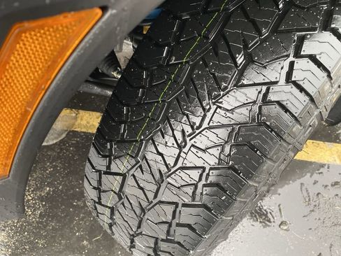 New 2026 Nissan Frontier PRO-4X w/ Pro-4x Convenience Package image 36