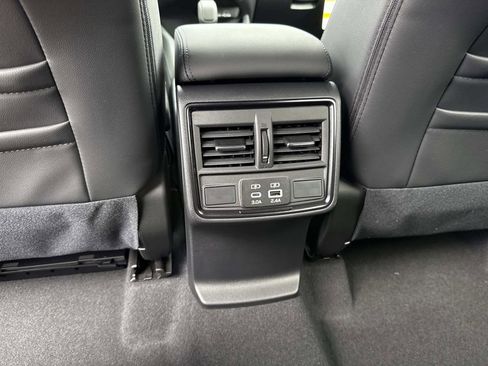 New 2025 Subaru Forester Limited image 19