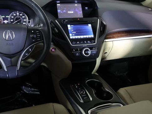 Used 2020 Acura MDX SH-AWD image 17