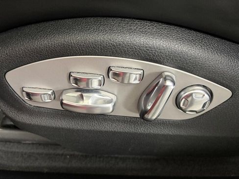 Used 2020 Porsche Macan GTS AWD/4WD image 23