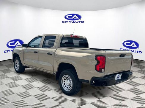 Used 2023 Chevrolet Colorado W/T RWD image 7