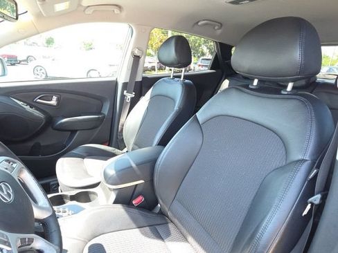 Used 2013 Hyundai Tucson GLS FWD image 5