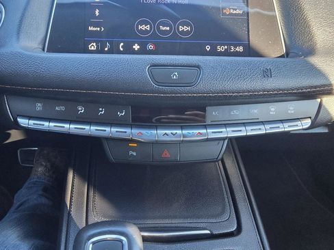 Used 2019 Cadillac XT4 Sport FWD image 19