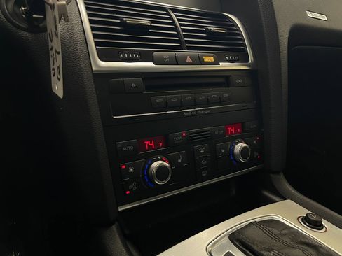 Used 2009 Audi Q7 TDI Premium Plus image 41