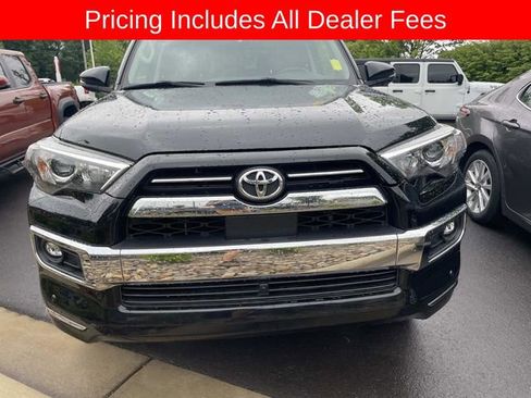 Used 2022 Toyota 4Runner Limited AWD/4WD image 9
