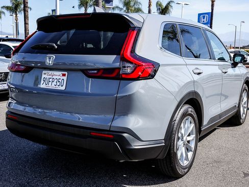 Used 2025 Honda CR-V EX image 7