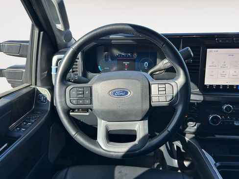 Used 2023 Ford F250 Lariat w/ Sport Appearance Package AWD/4WD image 15