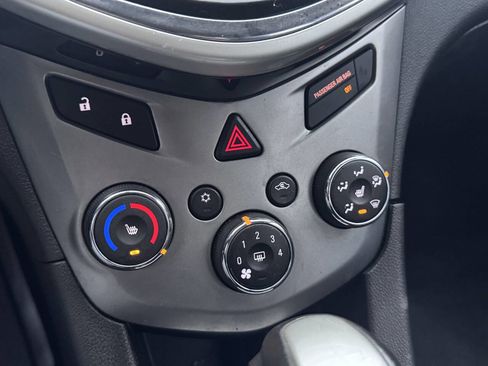 Used 2017 Chevrolet Sonic Premier image 13