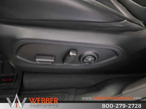Used 2023 Jeep Grand Cherokee L Limited w/ Black Appearance Package AWD/4WD image 16