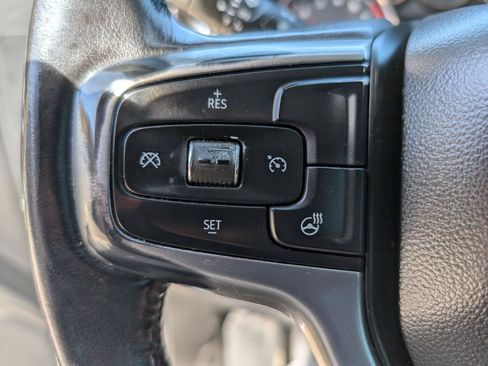 Used 2020 Chevrolet Silverado 1500 LT w/ Convenience Package AWD/4WD image 13