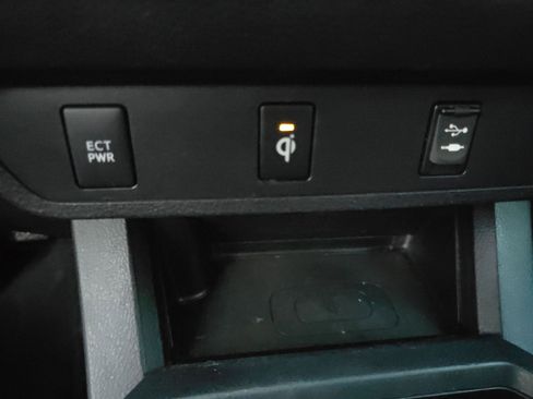 Used 2016 Toyota Tacoma TRD Sport w/ Towing Package image 92