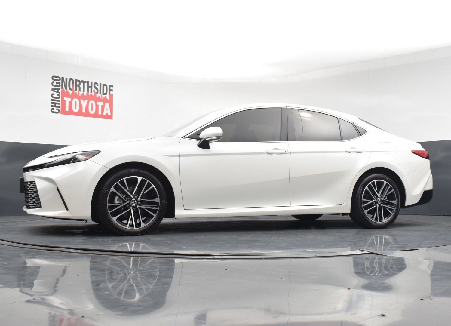 Used 2026 Toyota Camry XLE FWD image 26