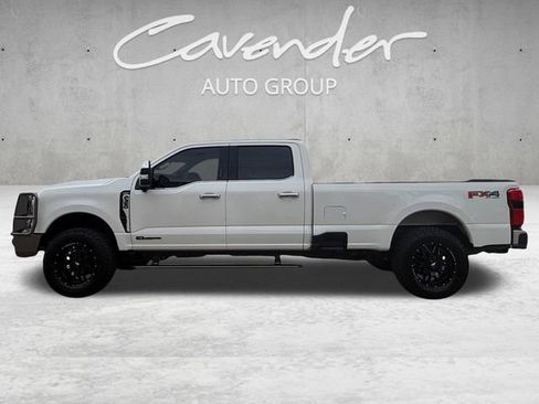 Used 2023 Ford F350 Lariat w/ Lariat Ultimate Package AWD/4WD image 13